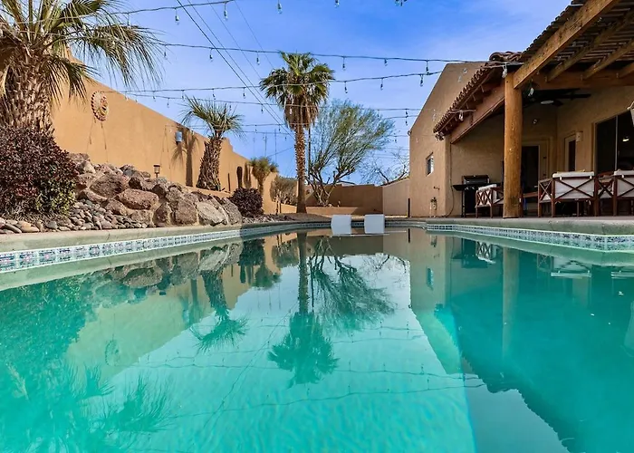 Holiday home Havasu Aloha Pool Firepit Designed For Comfort