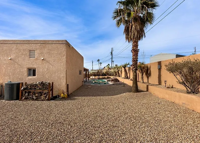 Holiday home Havasu Aloha Pool Firepit Designed For Comfort