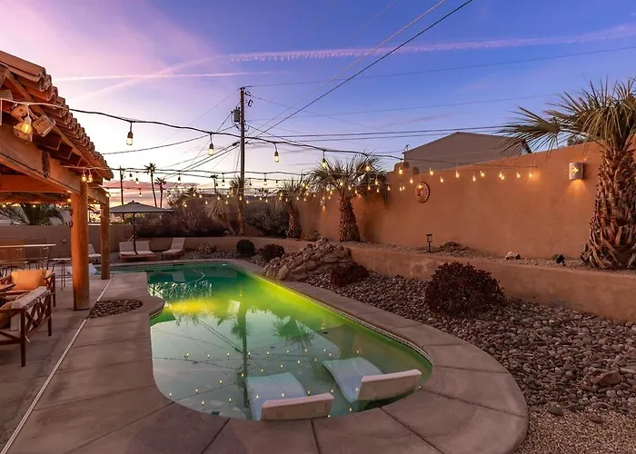 Havasu Aloha Pool Firepit Designed For Comfort Holiday home *